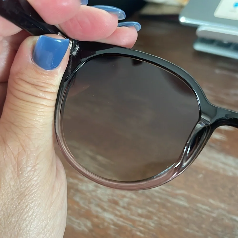 Cocosand pink transparent fade sunglasses.
